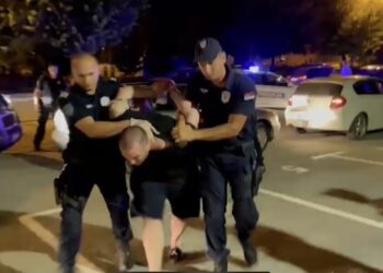 (VIDEO) HAPŠENJE KAO NA FILMU! Pogledajte akciju hapšenja nakon velike zapljene u Novom Pazaru