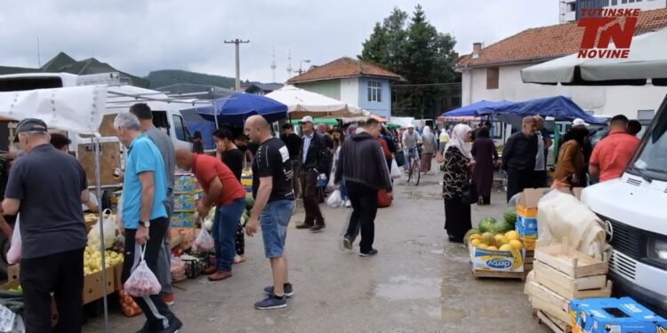 (VIDEO) Predbajramska atmosfera u Tutinu, dijaspora oživjela grad