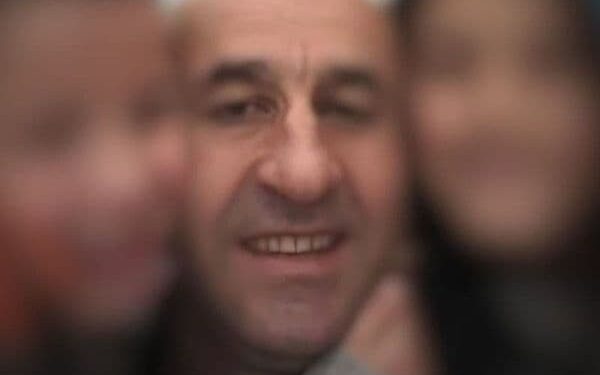 Đukanović pomilovao samohranog oca, Spajićev resor se ogradio od ove odluke