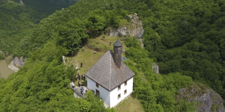 Džamija Kušlat traje već 550 godina i njoj se ne dolazi slučajno, nego samo sa namjerom