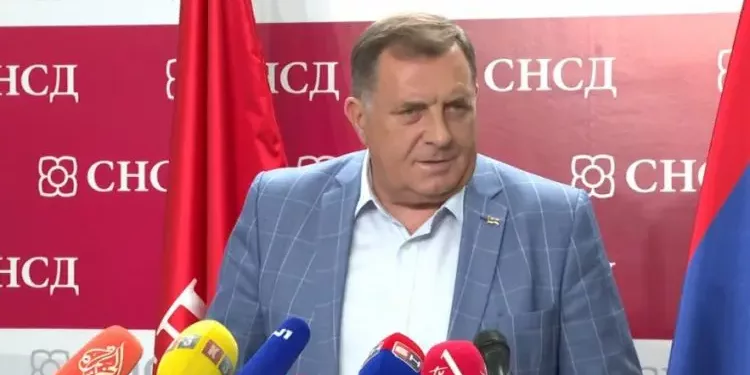 BEOGRADU JE PUNA KAPA VOŽDA IZ LAKTAŠA: „Što mu je ugroženija vlast, Dodik sve više galami, to su argumenti Šešelja i Miloševića“