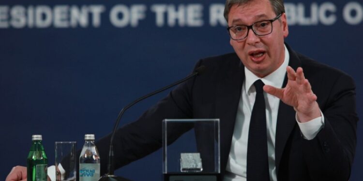 Vučić: Vjerovali smo u mitove o sopstvenoj snazi i izgubili smo sve, a danas kada smo se ekonomski oporavili, nacionalno uspravili…