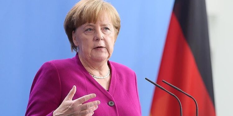 Merkel: Njemačka mora spasiti 10.000 ljudi iz Afganistana