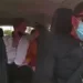 (VIDEO) UŠLA SA LJUBAVNIKOM U TAKSI: Nije mogla ni da sluti da ih vozi njen vjerenik!