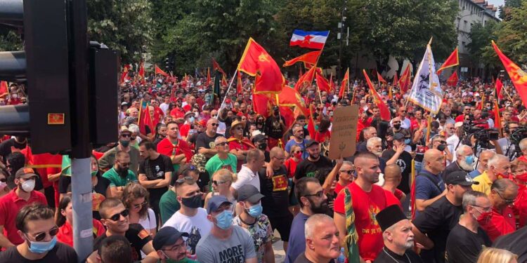 Protest Crnogoraca na Cetinju: Ustoličenje mitropolita SPC Joanikija pristanak na okupaciju