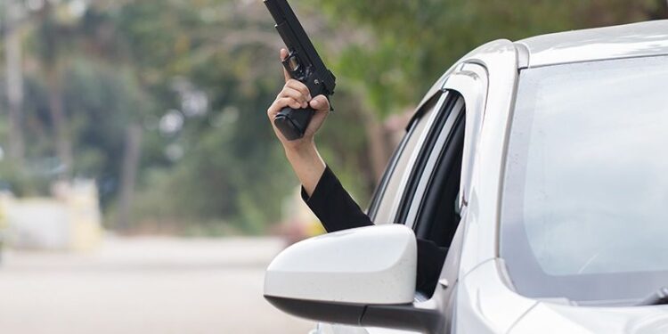 AKCIJA INTERVENTE POLICIJE! Novopazarski svatovi zapucali, policija pronašla pištolj