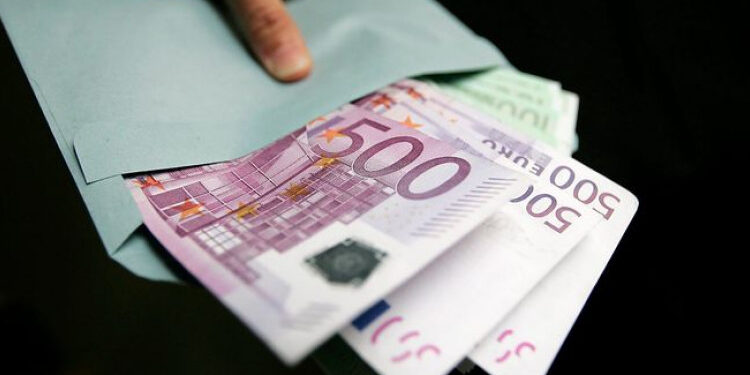 POKUŠAO PREVARITI POLICAJCE, ALI MU JE SVE ‘IZAŠLO NA NOS’: GDJE JE SAKRIO 60.000 EURA?