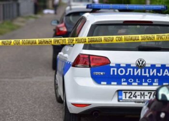 ZAKLAO SUPRUGU NOŽEM PA SEBI PRESUDIO STRUJOM