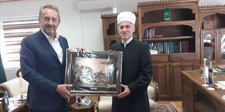 Bakir Izetbegović u Bihaću: Dijaspora može političku paradigmu promijeniti u jednom danu