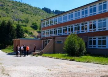 Od ponedeljka 27. septembra svi tutinski srednjoškolci se vraćaju u školske klupe