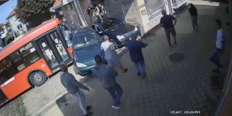 Autobus uletio u dječje igralište u Beogradu, više povrijeđenih