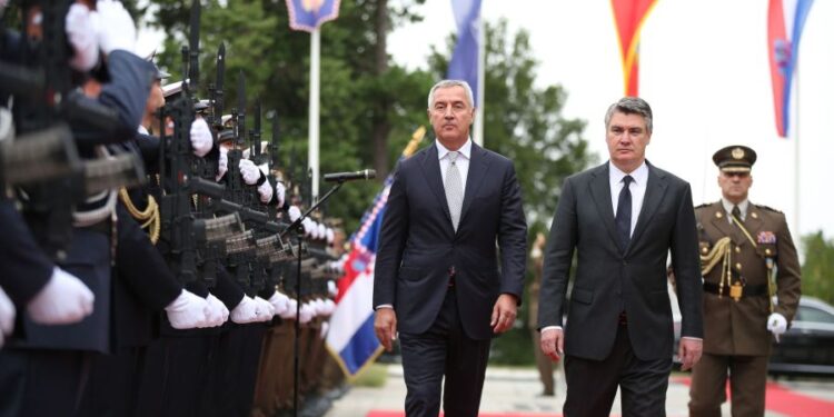 Đukanović u Zagrebu: Sazrijeva svijest da nam treba nova vlada