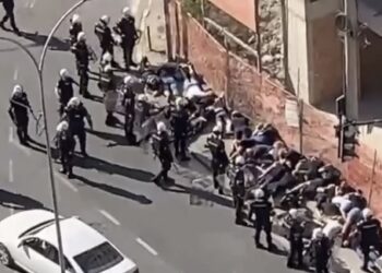 Haos u Beogradu pred vječiti derbi! Tuče navijača širom Beograda, policija morala da interveniše