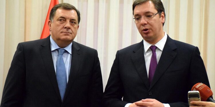Zakon o ćirilici u Srbiji i RS-u: Odbrana od nepoznatog neprijatelja