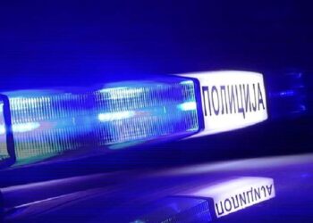 U Novom Pazaru Policija pronašla drogu i hladno oružje