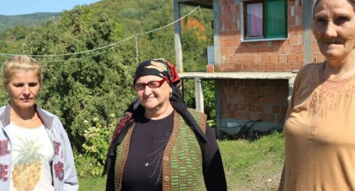 U MJESTU TUGE, SAMOĆE I MRAČNIH SJEĆANJA ŽIVE SAMO TRI ŽENE