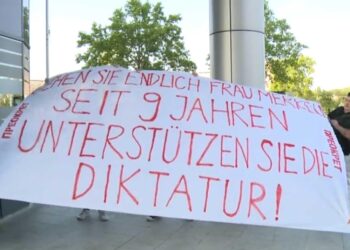 HLADAN TUŠ ZA MERKELOVU U SRBIJI: EVO ŠTA JE DOČEKALO