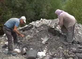 Bračni par Nahid i Zubejda kopaju ugalj: Nije nas stid, samo neka je pošteno