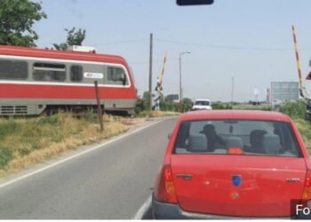 TERETNI VOZ UDARIO AUTOBUS KOJI PREVOZI DECU Užas kod Prokuplja