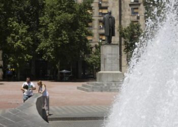 VRELO MIHOLJSKO LETO Krajem septembra i početkom oktobra i DO 30 STEPENI, ali pre toga HLADAN PREDAH