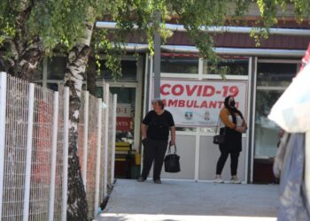NOVI PAZAR: Još tri pacijenta preminula od korone, pozitivna trećina testiranih