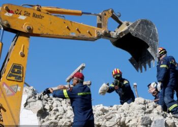 Jak zemljotres na Kritu, šteta na zgradama, jedna osoba poginula