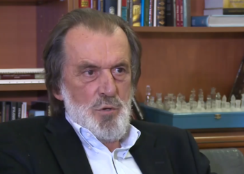 Vuk Drašković: Pred vratima rata