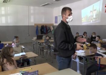 (VIDEO): Tutinski učitelji obilježili 5 oktobar svejetski dan učitelja