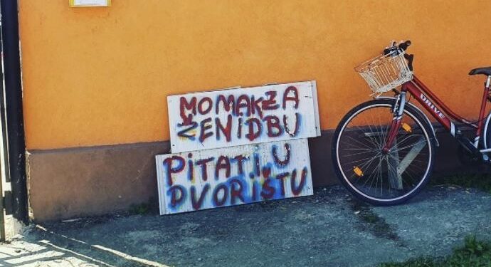 OVAJ OGLAS JE NASMIJAO INTERNET: KADA MAJKA ŽELI DA OŽENI SINA
