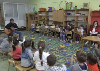 (VIDEO): Dječija nedjelja ove godine obilježena pod sloganom ” Dijete je dijete, da ga volite i razumijete” ﻿