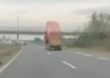 (VIDEO) Podignutom kipom udario u nadvožnjak na zagrebačkoj obilaznici
