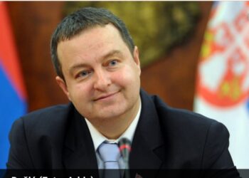 IVICA DAČIĆ U NEVJERICI: “Izetbegović se nije slučajno sreo u Zagrebu sa Stjepanom Mesićem i Zoranom Milanovićem, malo su popričali…”