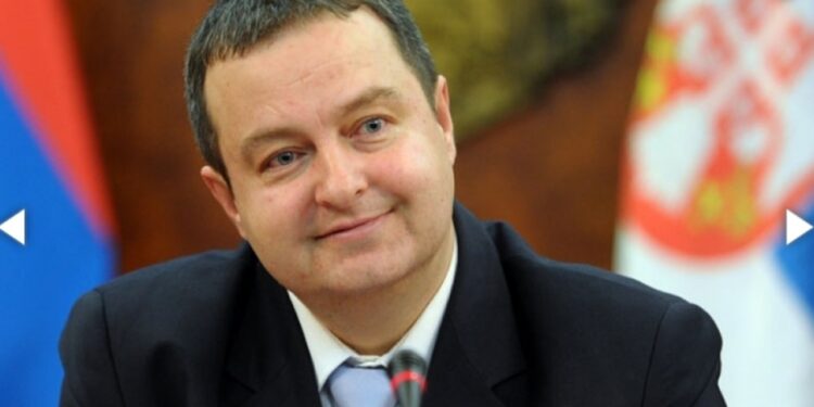IVICA DAČIĆ U NEVJERICI: “Izetbegović se nije slučajno sreo u Zagrebu sa Stjepanom Mesićem i Zoranom Milanovićem, malo su popričali…”