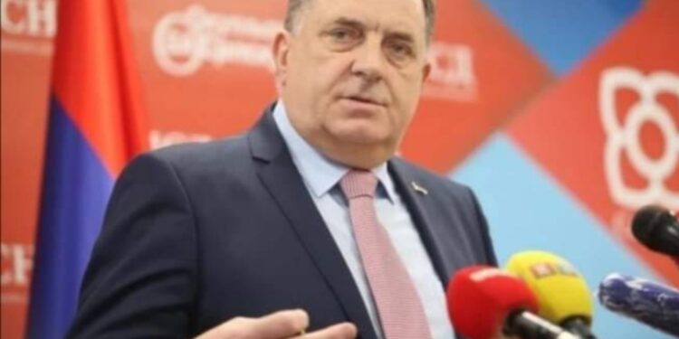 Dodik najavio rušenje Oružanih snaga, VSTV-a i UIO
