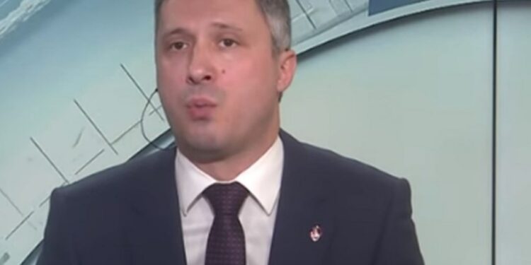 Obradović: “Đilas nije lider opozicije. Ako u jednoj koloni ne budu i Dveri, to je onda ukrupnjavanje ostataka DS-a”