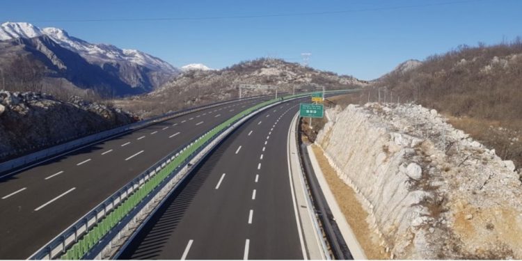 (VIDEO) Crna Gora: Pogledajte kako izgleda vožnja auto-putem