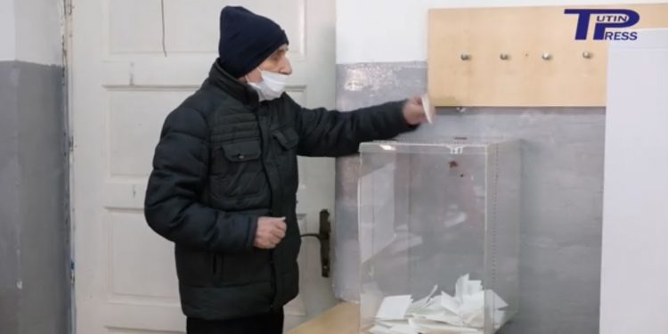 (VIDEO) U Tutinu izlaznost na referendumu svega 12,27 %