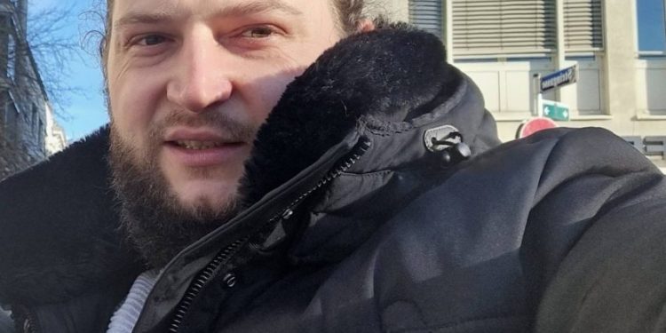 JEDAN OD MLADIĆA ŠTO JE RAZBIO PLOČU ZLOČINCU MLADIĆU: Pored časti i ponosa, motiv je bio buđenje političara, ali i omladine