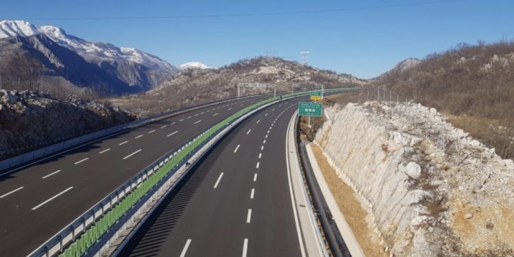 Crna Gora: Prvi autobusi od juna, poskupiće karte