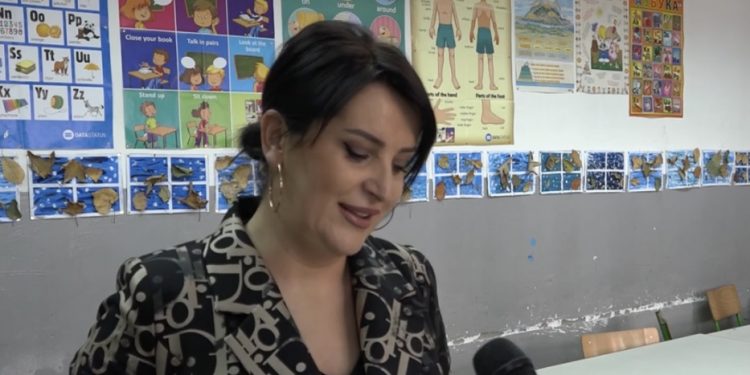 (VIDEO) U Tutinu obilježen Dan Maternjeg Jezika u školama
