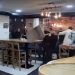 (VIDEO) Masovna tuča u Novom Pazaru, pesničili se i padali, letjele stolice, a onda se izgrlili: “Bilo je šta je bilo”