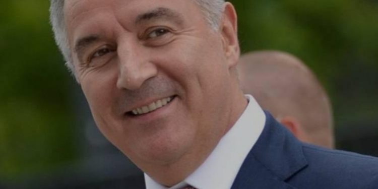 (VIDEO) Đukanović: Manjinska vlada je najrealnije rješenje političke krize