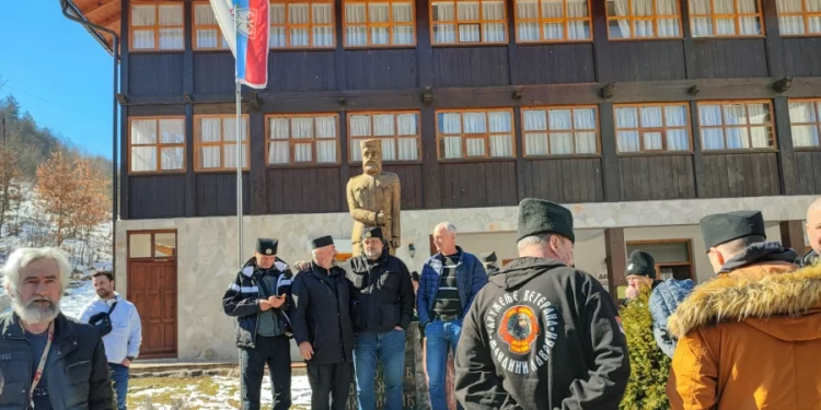(VIDEO) NADGLEDAO EUFOR: ČETNICI, pored ZABRANA, našli način da odaju počast Draži