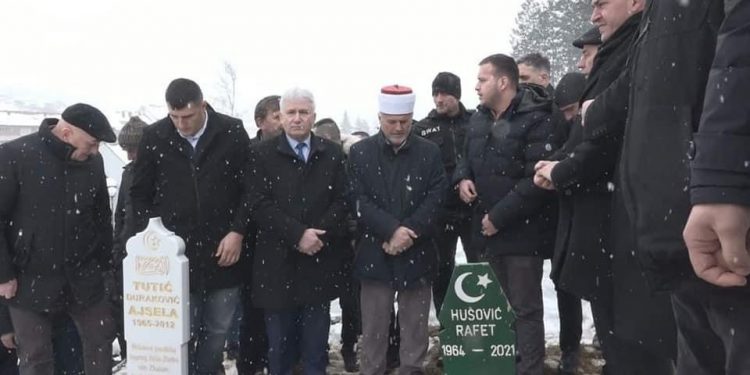 ROŽAJE: OBILJEŽENA GODIŠNJICA SMRTI RAFETA HUSOVIĆA