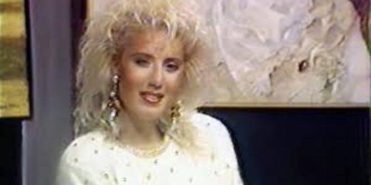 DA LI SE LEPA BRENA STIDI SVOG MUSLIMANSKOG IMENA!? Konačno progovorila o tome