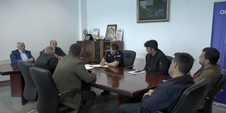 (VIDEO) Tutin: Zasijedao savjet za bezbijednost saobraćaja, dogovoreni procesi organizacije vožnje maturanata 