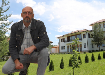 (VIDEO) DEFTER HEFTE: Kome sada pripada zgrada BANU u Novom Pazaru?