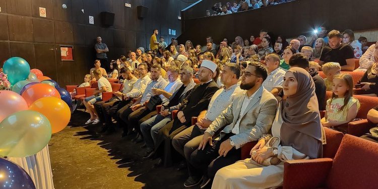 Tutin: Svečanost povodom dodjele diploma o završenom predškolskom programu polaznika predškolske ustanove Nahla
