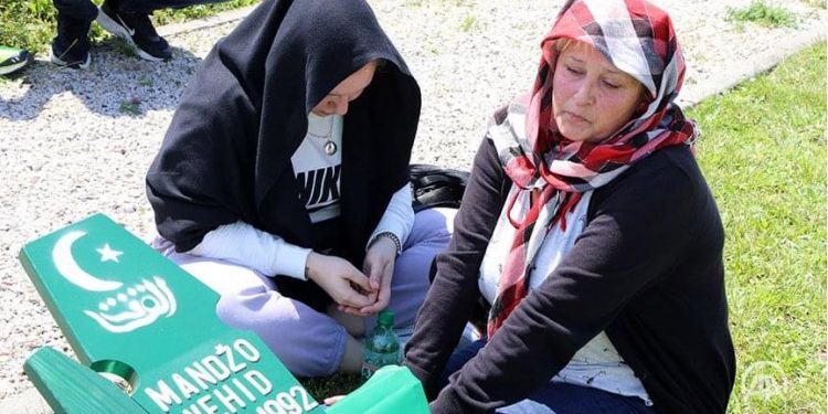 BiH: U Gornjoj Kalesiji klanjana dženaza za tri žrtve ratnih zločina u Zvorniku