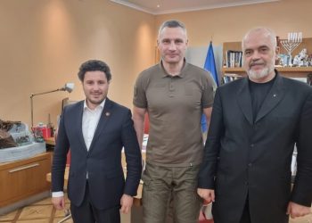 Kličko sa Abazovićem i Ramom: Ovo je najvažniji meč u karijeri, moram da pobijedim